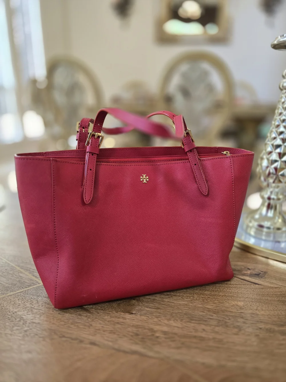 Tory Burch sleek tory